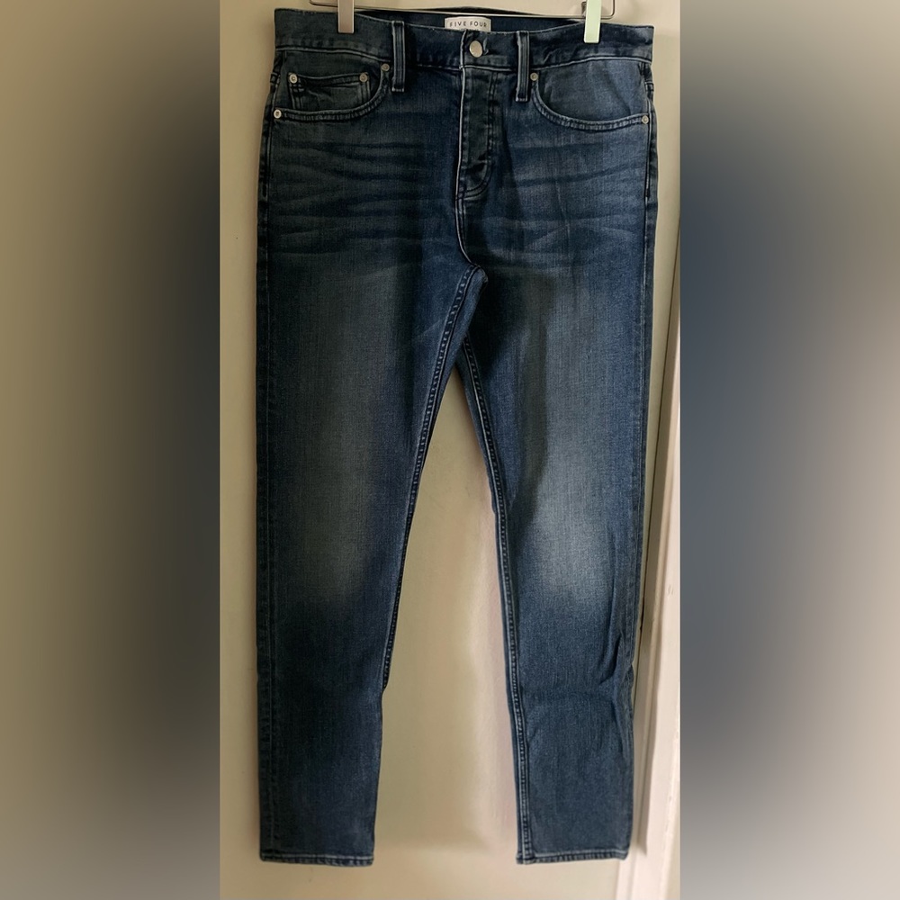 FIVE FOUR LOS ANGELES BLUE JEANS SIZE 32 SLIM .